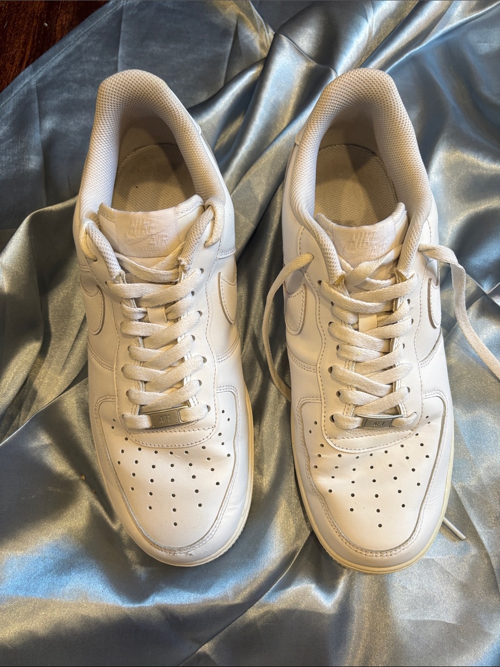 Nike Men’s Low-Top Sneakers in Off-White